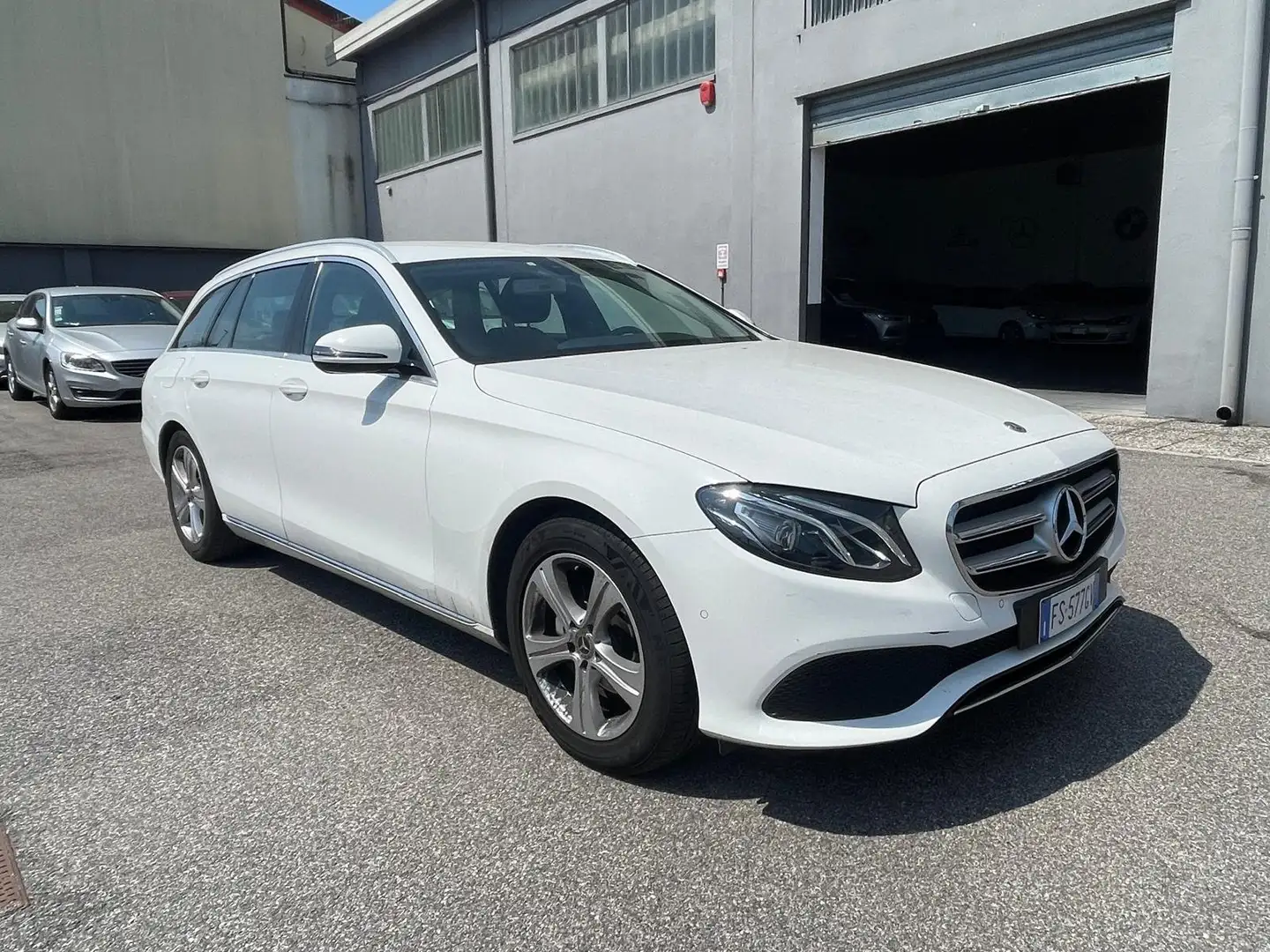 Mercedes-Benz E 200 E SW 200 d Business Sport auto motore da rivedere Белый - 2