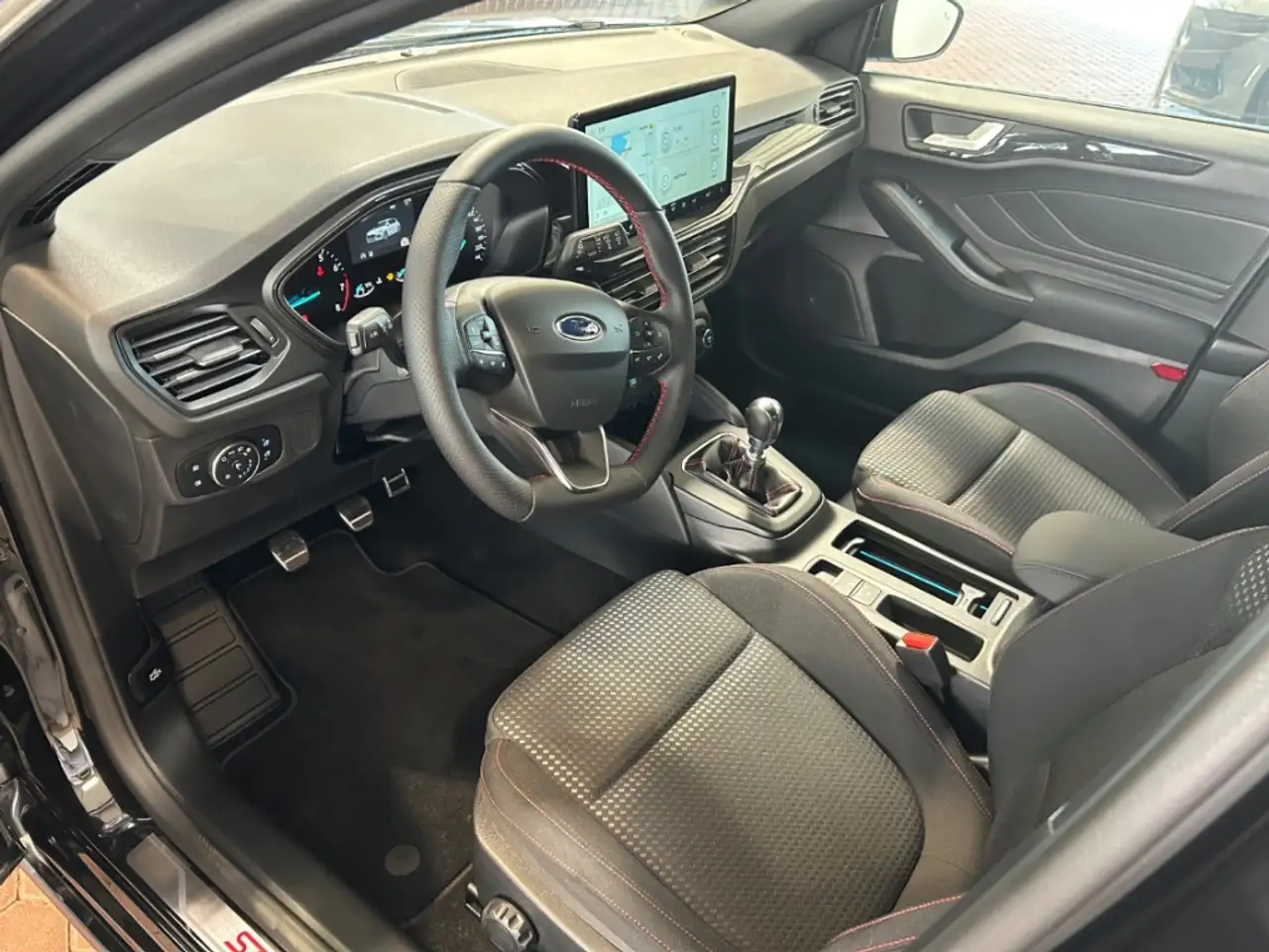 Ford Focus ST-Line ACC+Navigation+LED+Rückfahrkamera 10