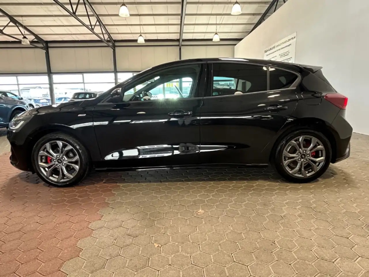 Ford Focus ST-Line ACC+Navigation+LED+Rückfahrkamera 3