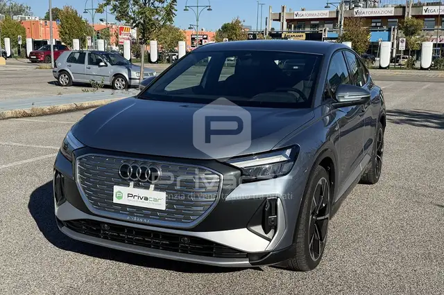 Audi Q4 e-tron Q4 SPB 50 e-tron quattro S line edition