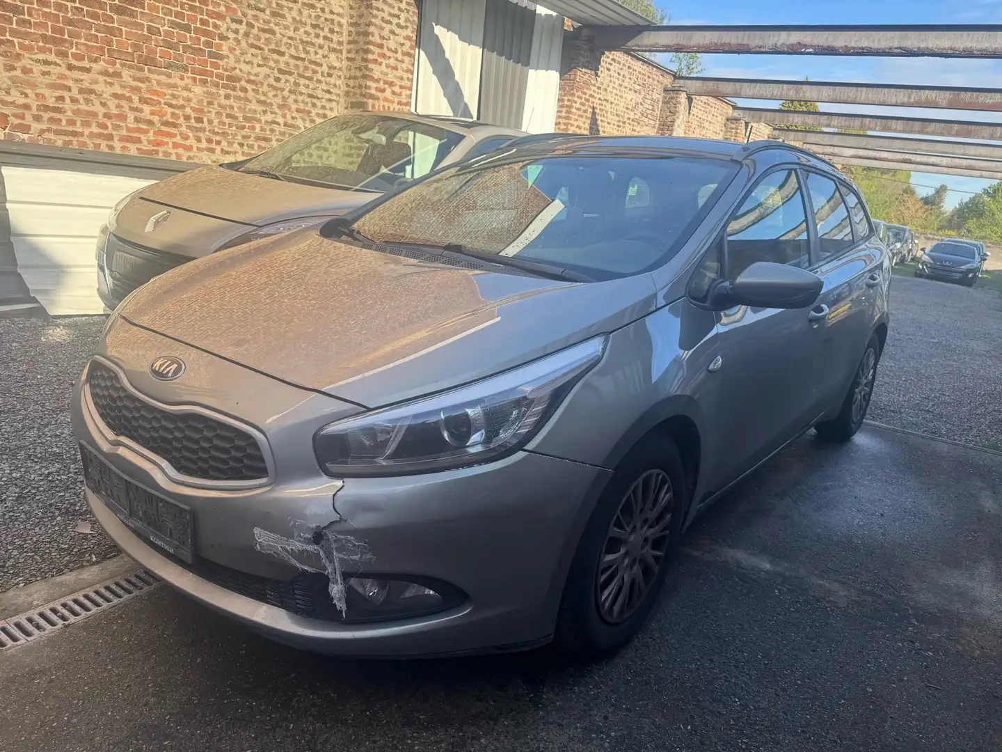 Kia Ceed SW / cee'd SW 1.6 CRDi Dream-Team Edition 5b Bronze - 1