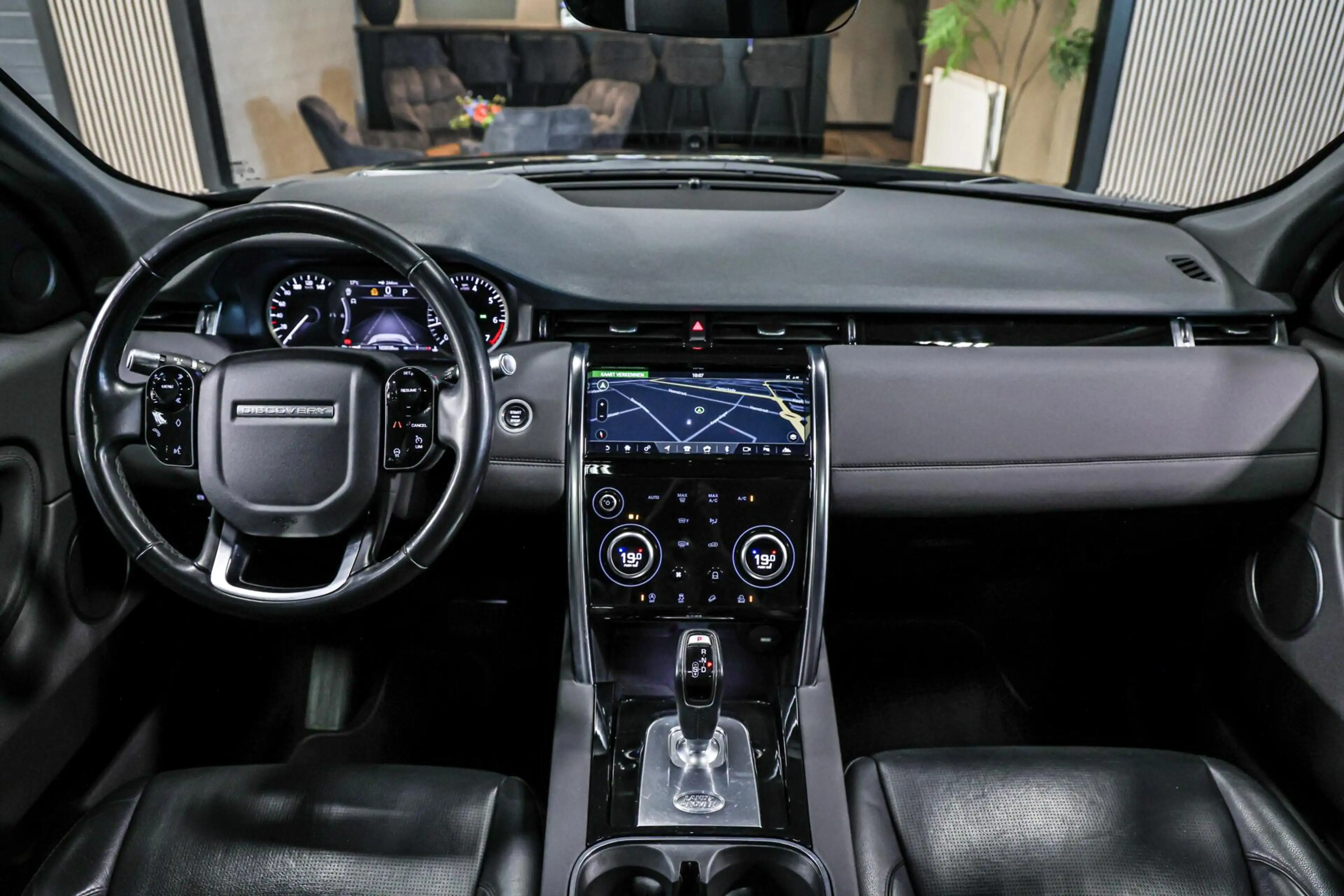 Land Rover Discovery Sport P200 2.0 S|Pano|Leder|21''|Carplay — photo 2