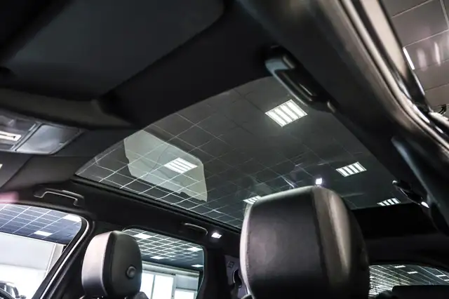 Land Rover Discovery Sport view 29
