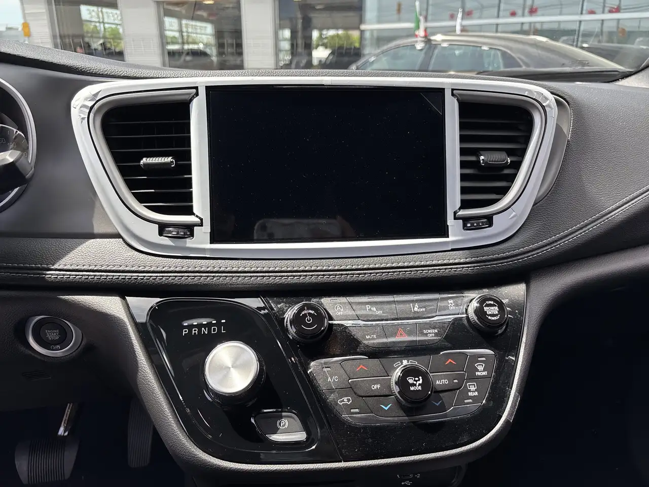 Chrysler Pacifica fotografie Chrysler Pacifica