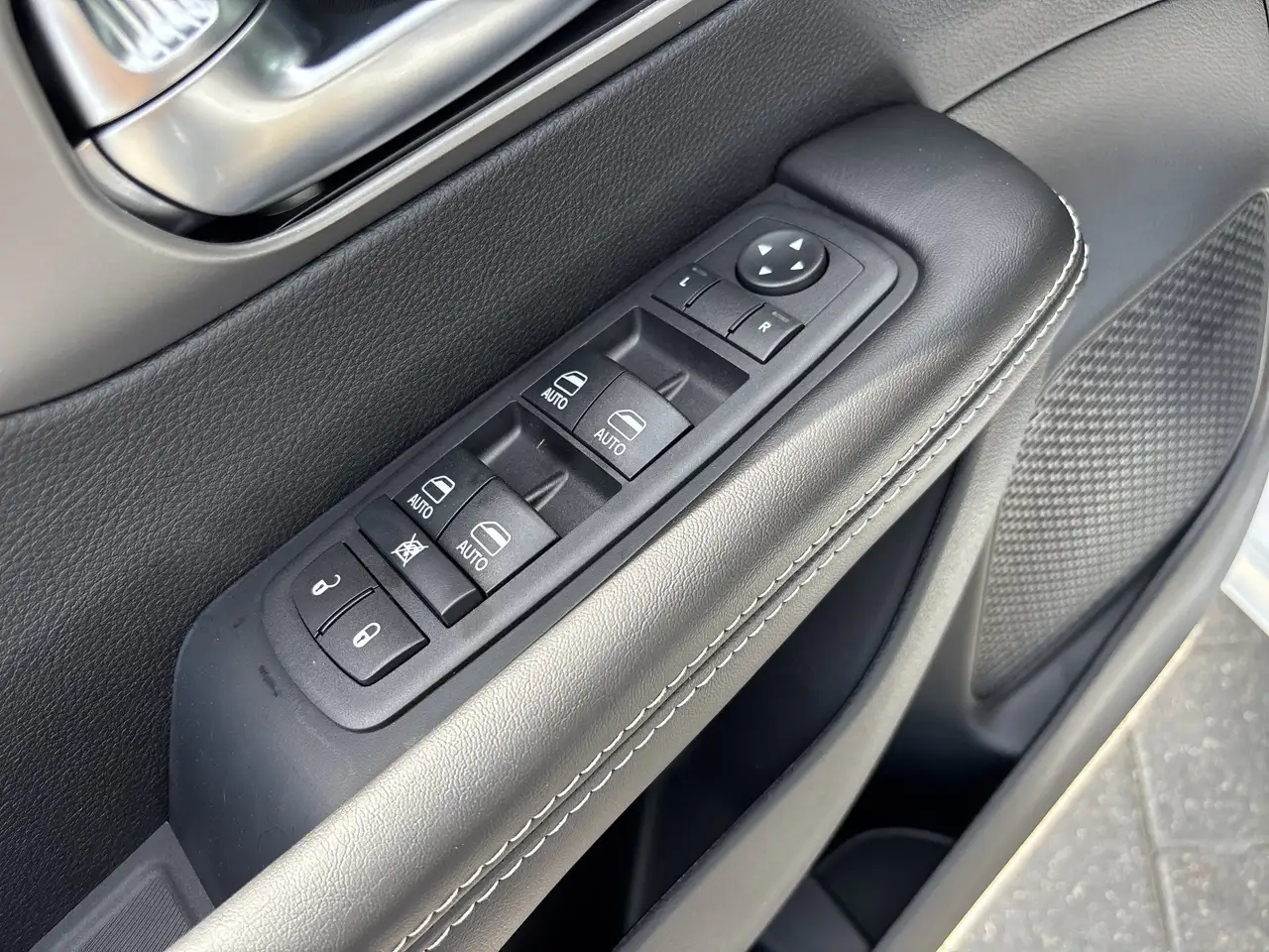 Chrysler Pacifica fotografie Chrysler Pacifica