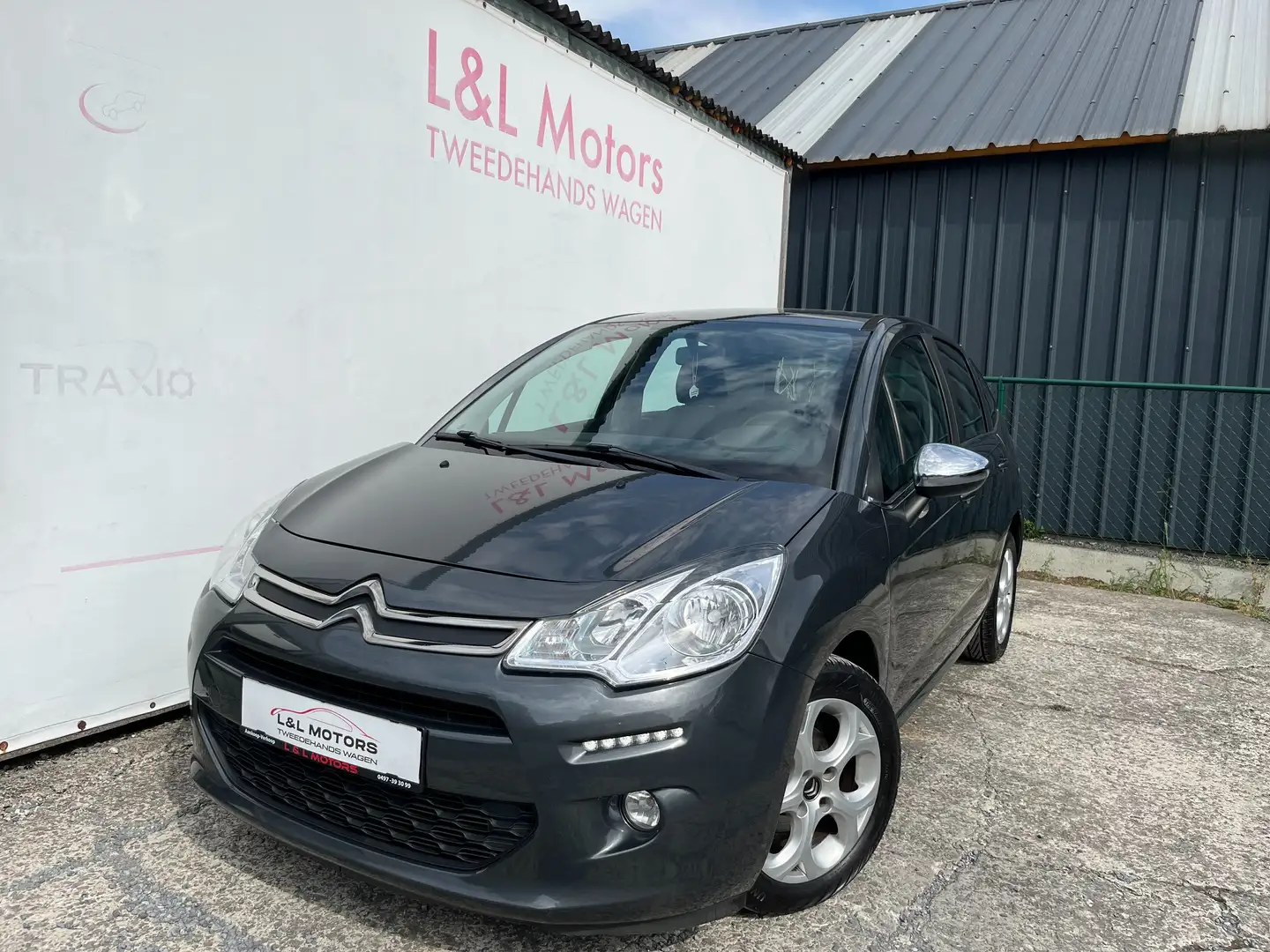 Citroen C3 1.2i PureTech Shine*Carplay Cruise Pdc Alu 16"* Gris - 1