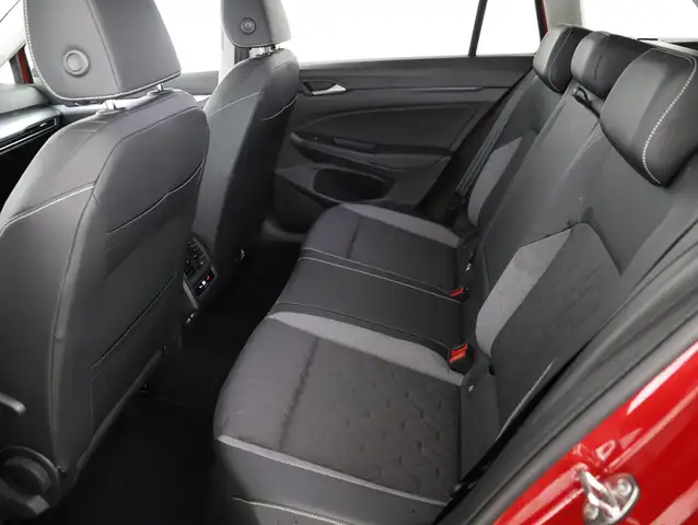 Volkswagen Golf view 10