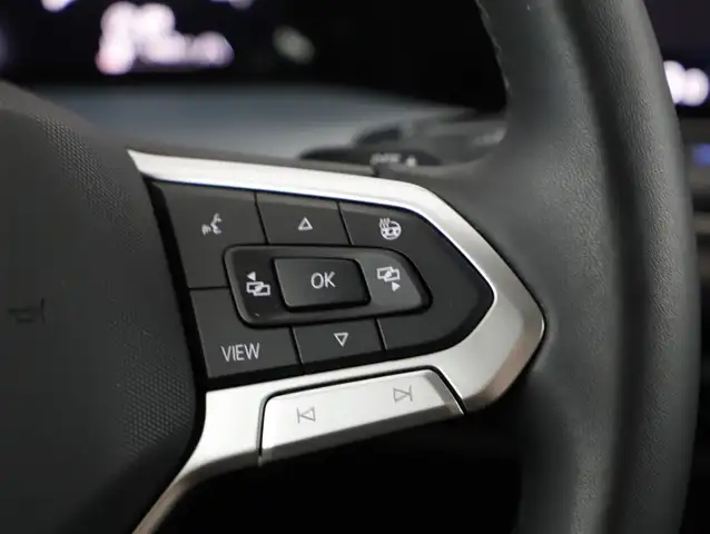 Volkswagen Golf view 15