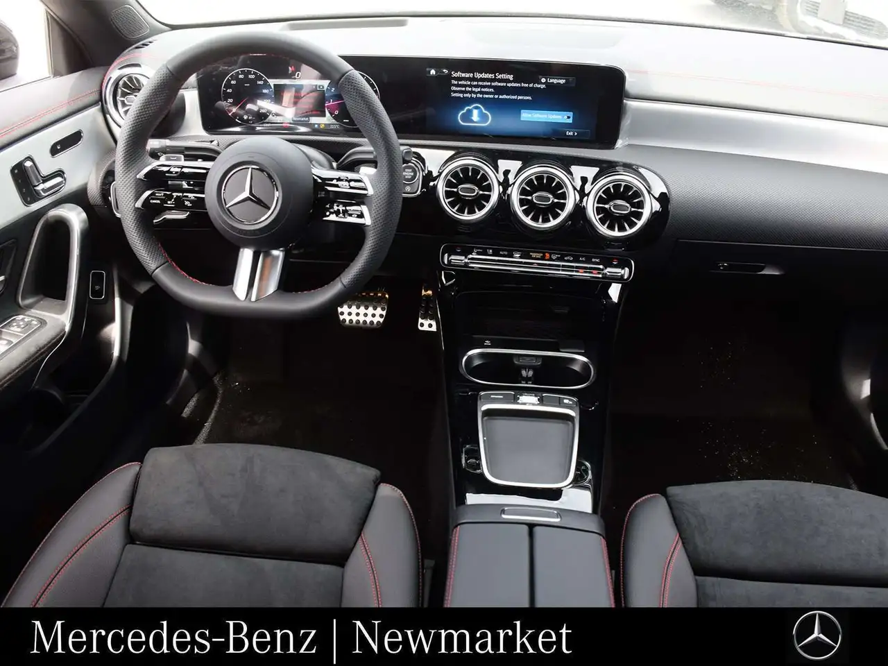 Mercedes-Benz CLA снимка Mercedes-Benz CLA