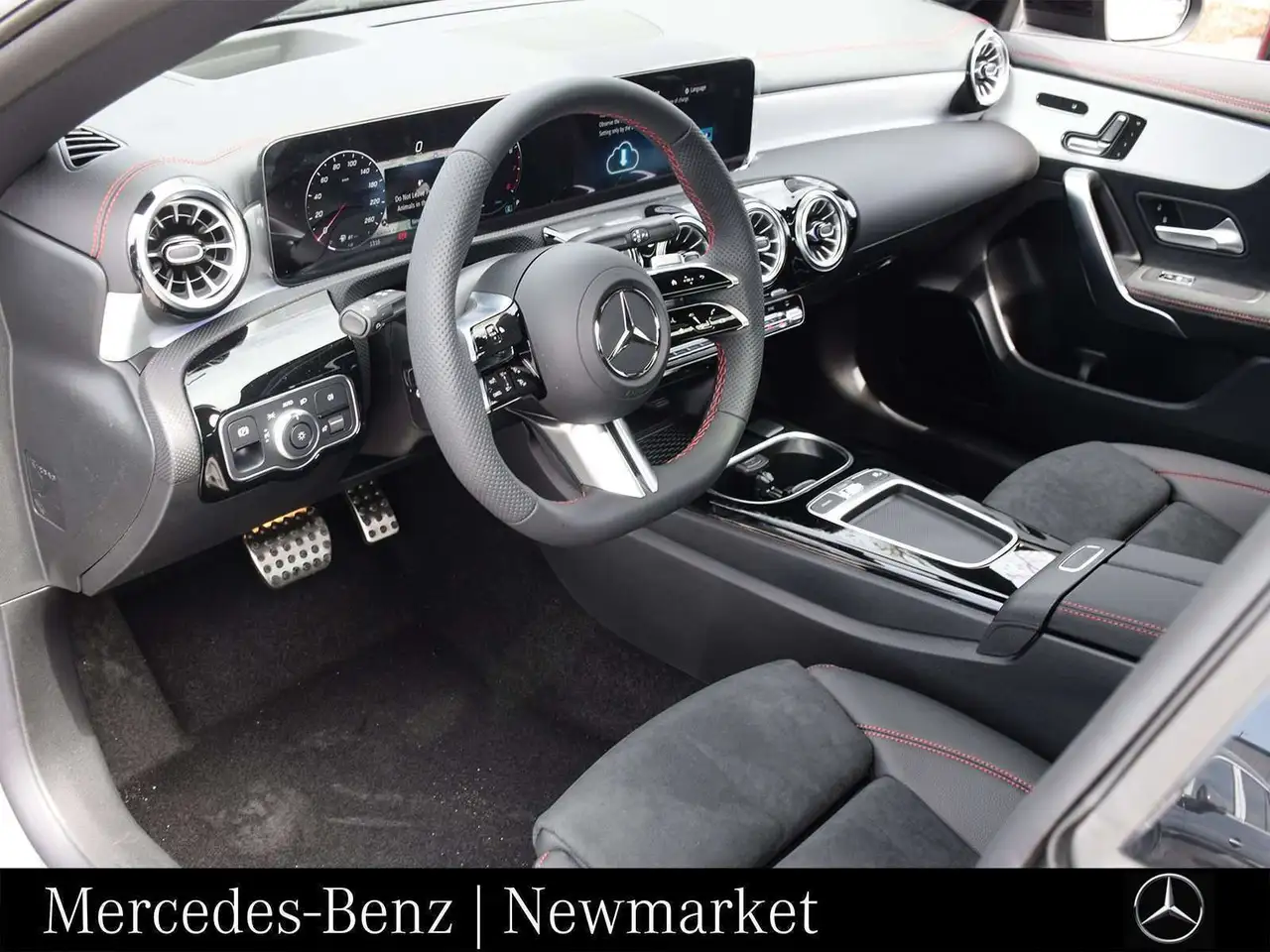 Mercedes-Benz CLA снимка Mercedes-Benz CLA