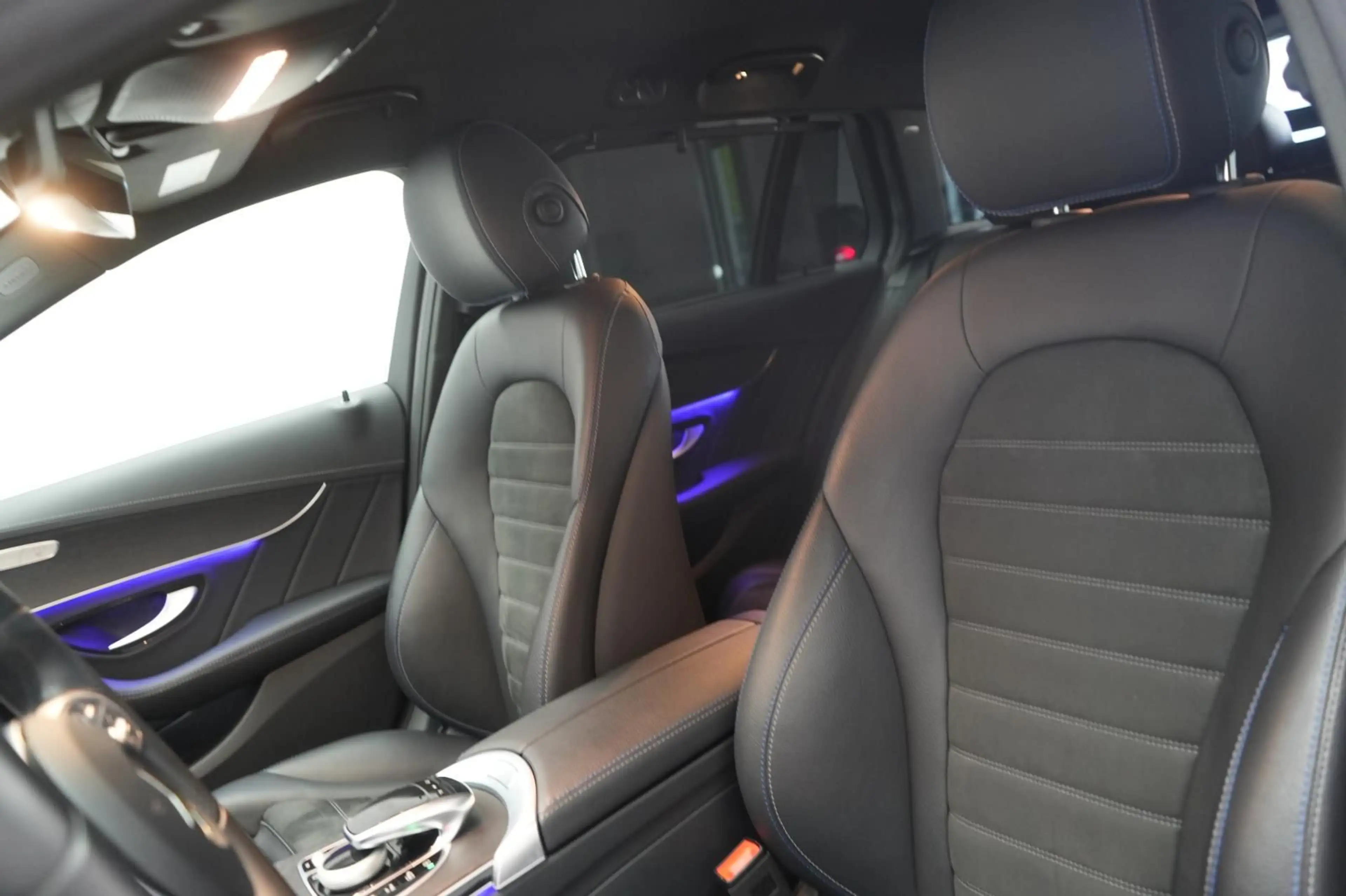 Mercedes-Benz C 220 d 4Matic T 9G-Tronic AMG Night Edition Car — photo 12