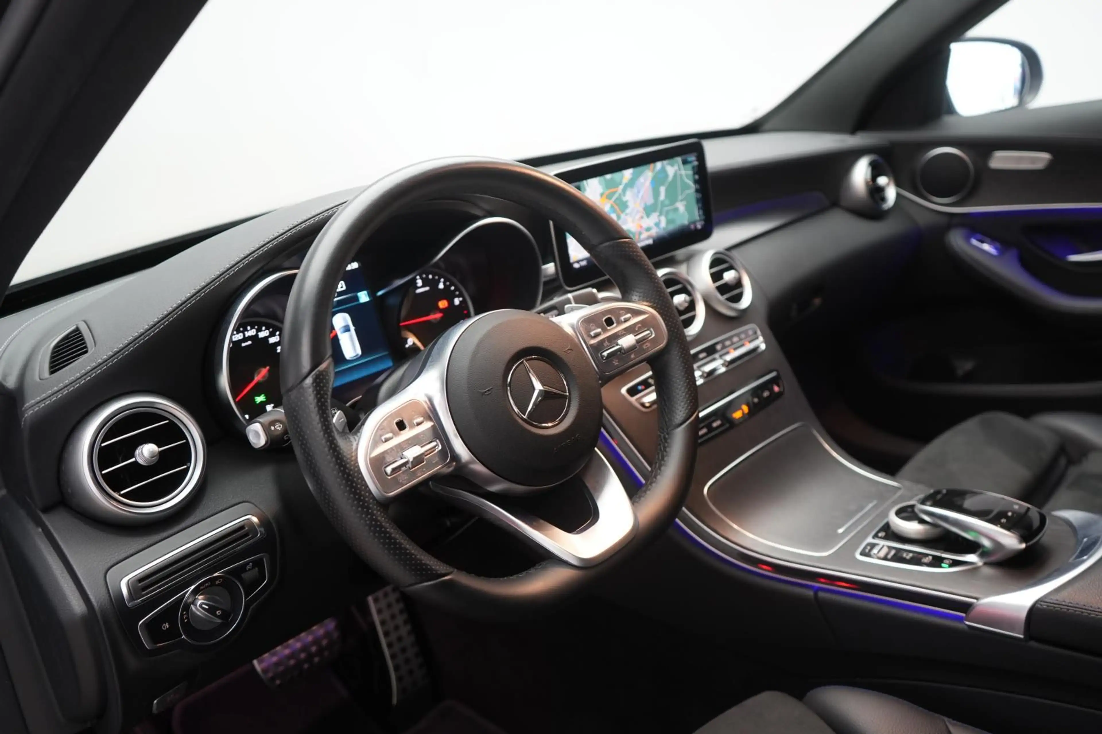 Mercedes-Benz C 220 d 4Matic T 9G-Tronic AMG Night Edition Car — photo 14