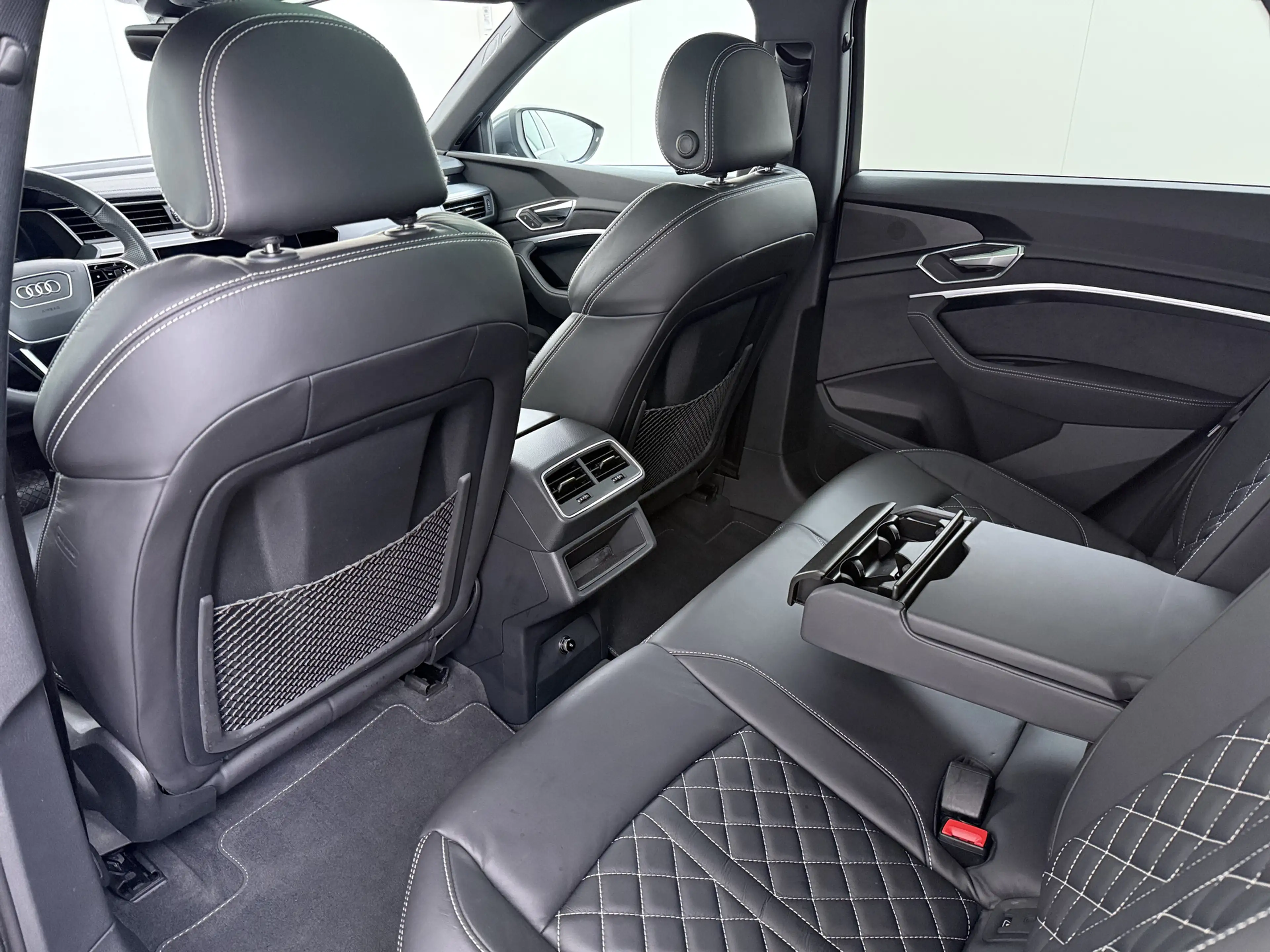 Audi e-tron Sportback 55 Quattro 408PK S-Line Edition 95kWh Pa — photo 14