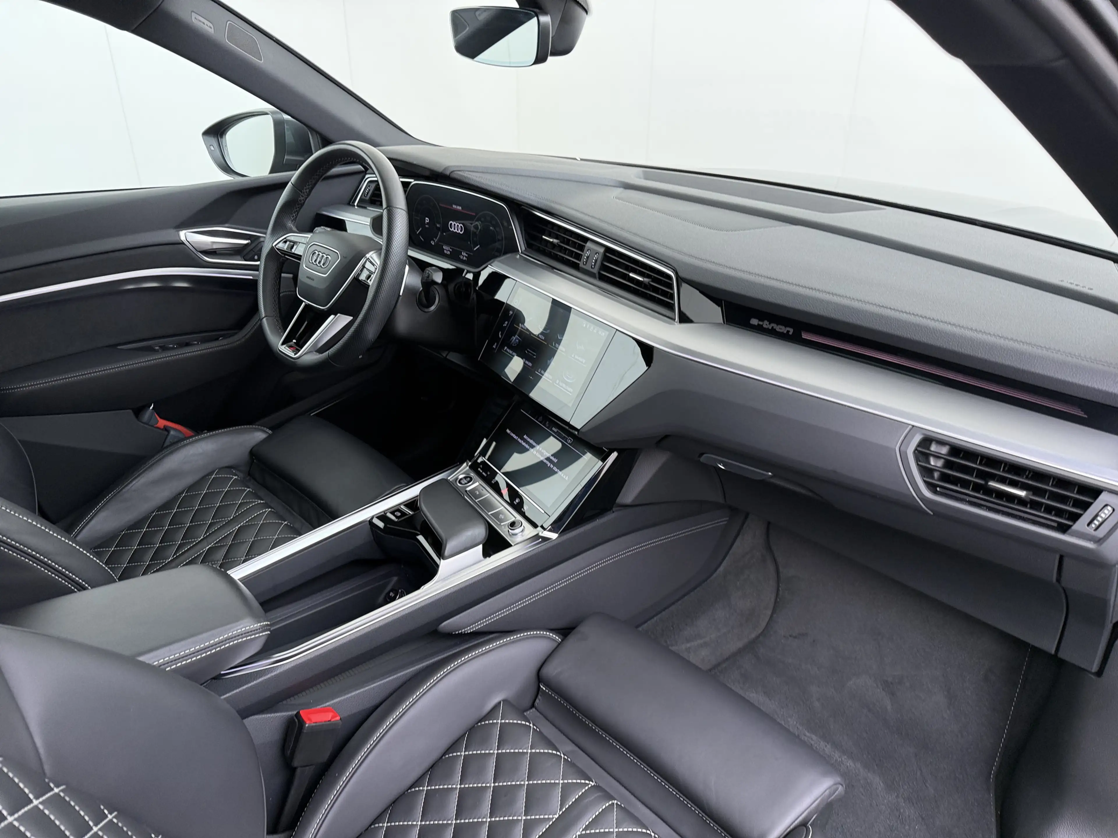 Audi e-tron Sportback 55 Quattro 408PK S-Line Edition 95kWh Pa — photo 41