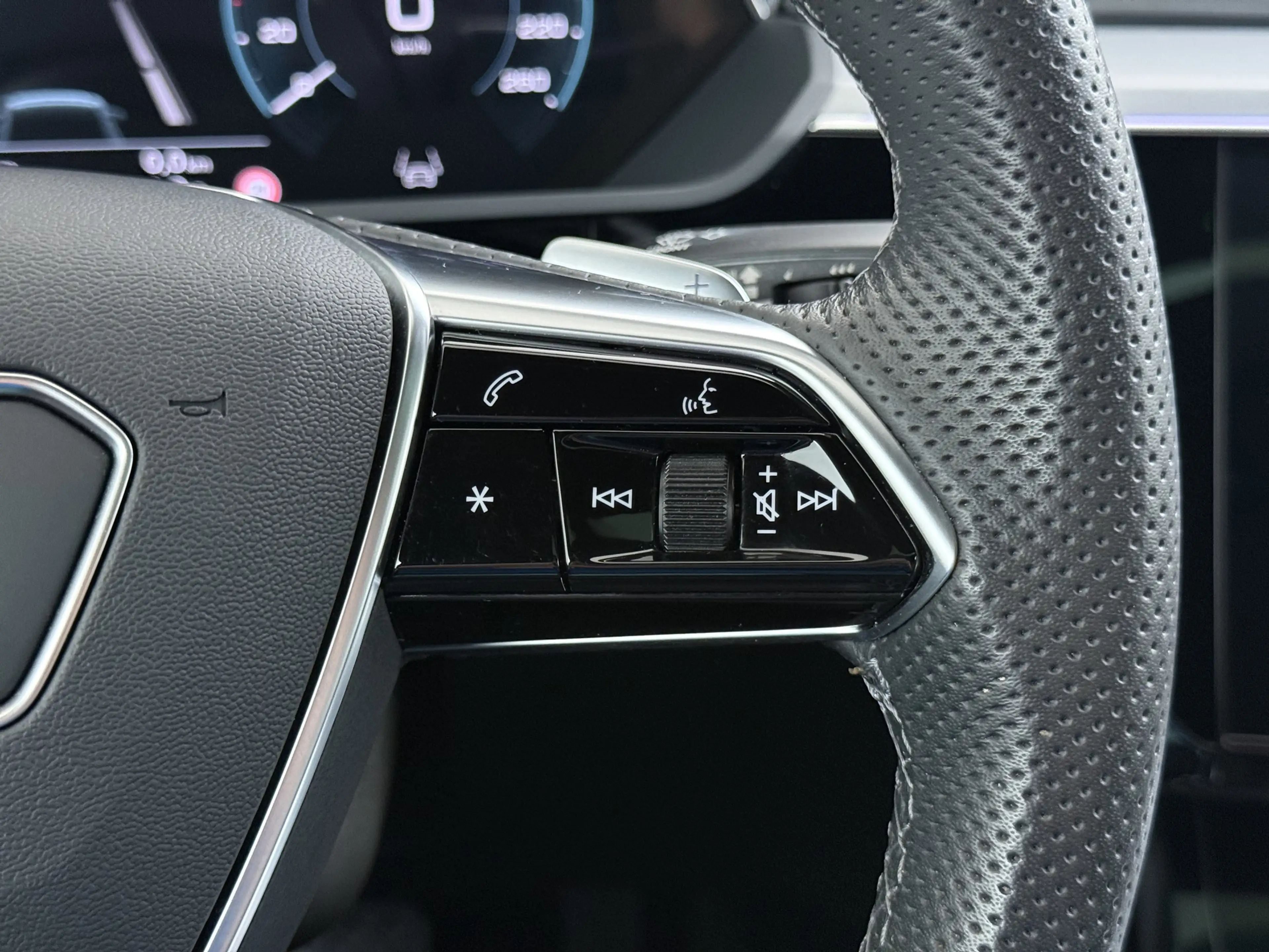 Audi e-tron Sportback 55 Quattro 408PK S-Line Edition 95kWh Pa — photo 38