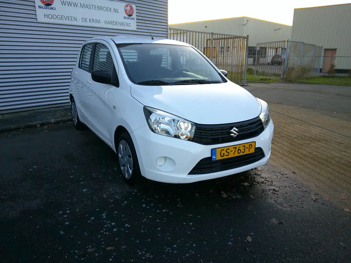 Suzuki Celerio 1.0 Comfort Staat in Hoogeveen Wit - 1