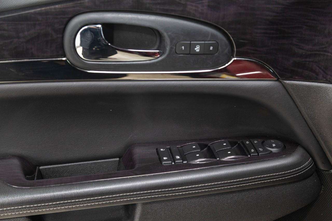 2017 Buick Enclave Premium thumb 12