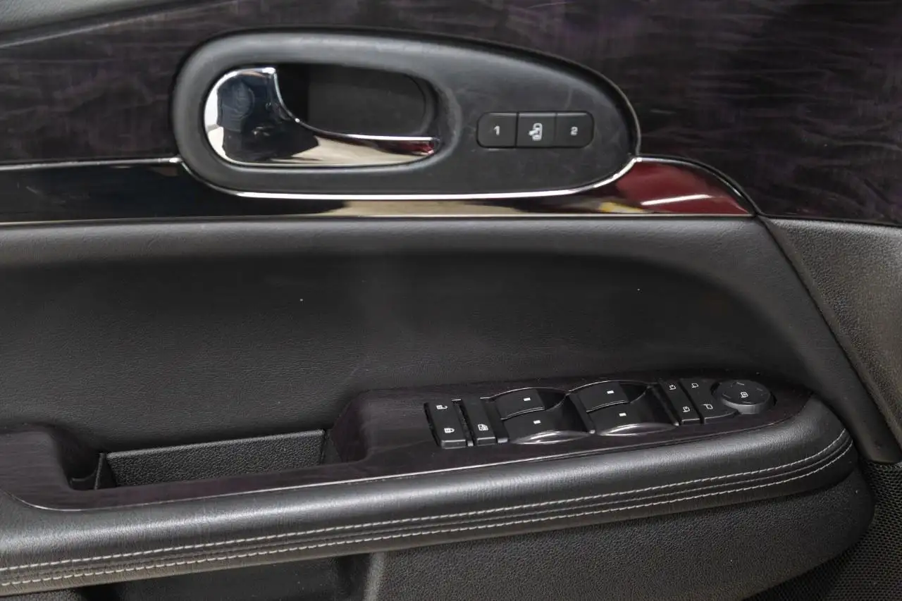 Buick Enclave снимка Buick Enclave