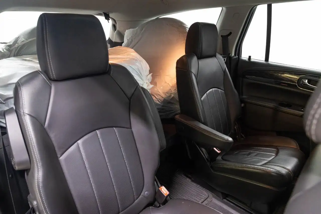Buick Enclave снимка Buick Enclave