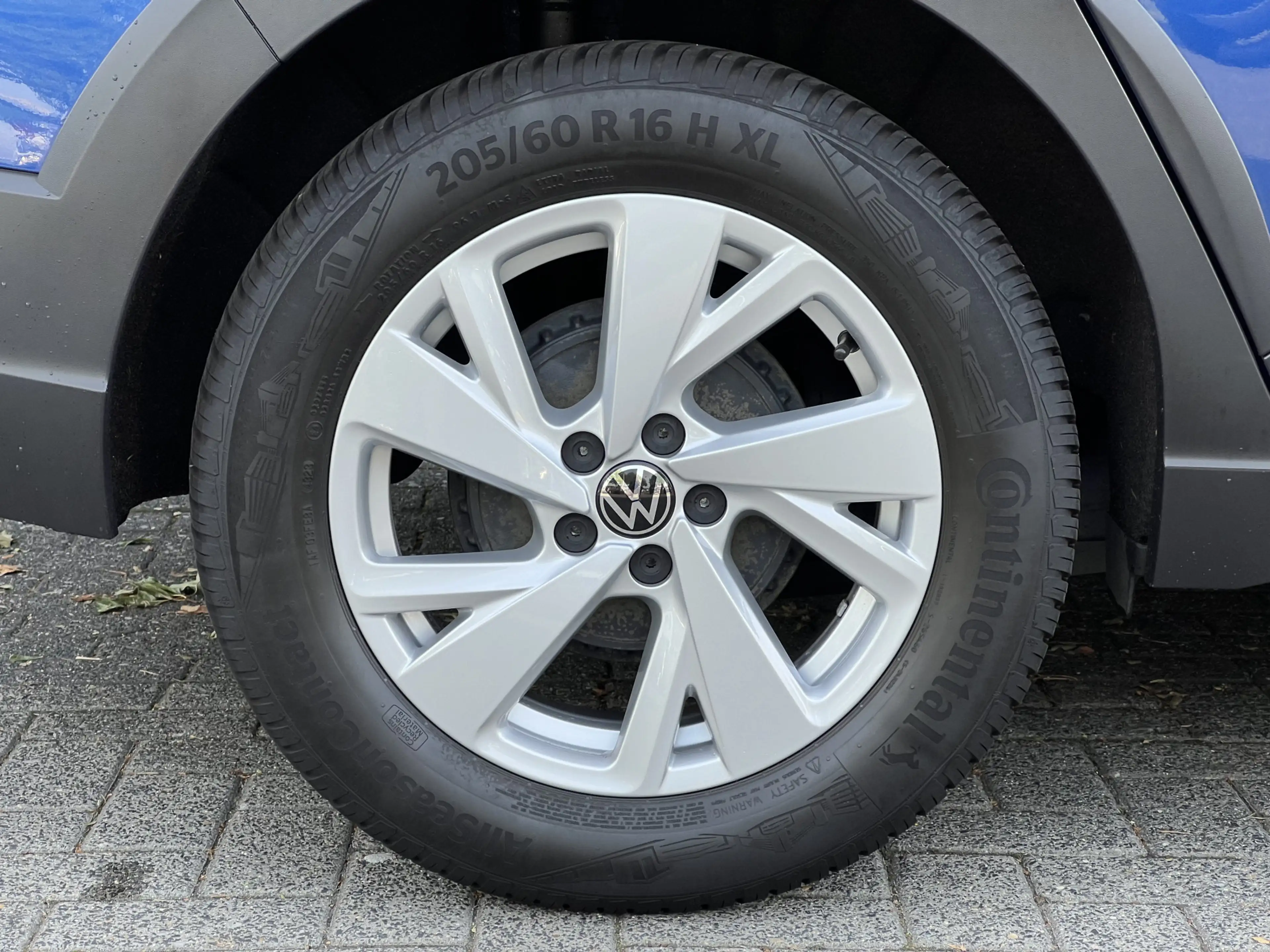 Volkswagen Taigo 1.0 TSI Life | Camera | Climate control | Stoelver — photo 9