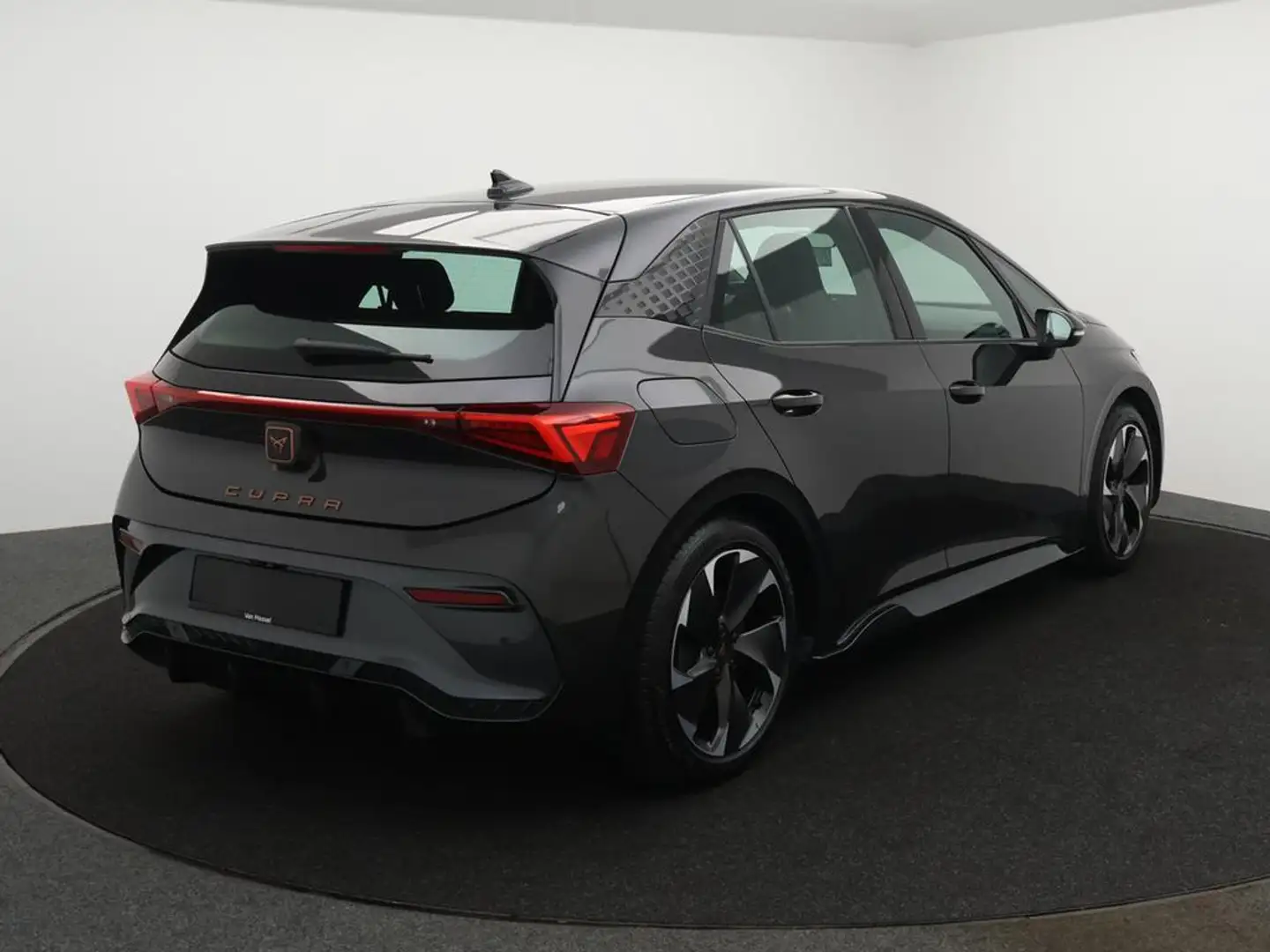 CUPRA Born Born eBoost 231pk 77 kWh *NAVI*BLTH*CRUISE*PDC*APP CONNECT*DIGITAL DASHBOARD*... Grau - 2