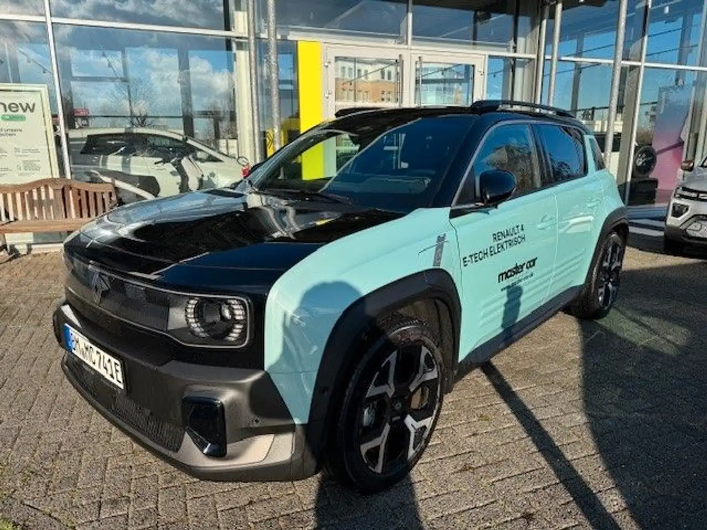 Renault R 4 Techno 150 Comfort Range Grün - 1