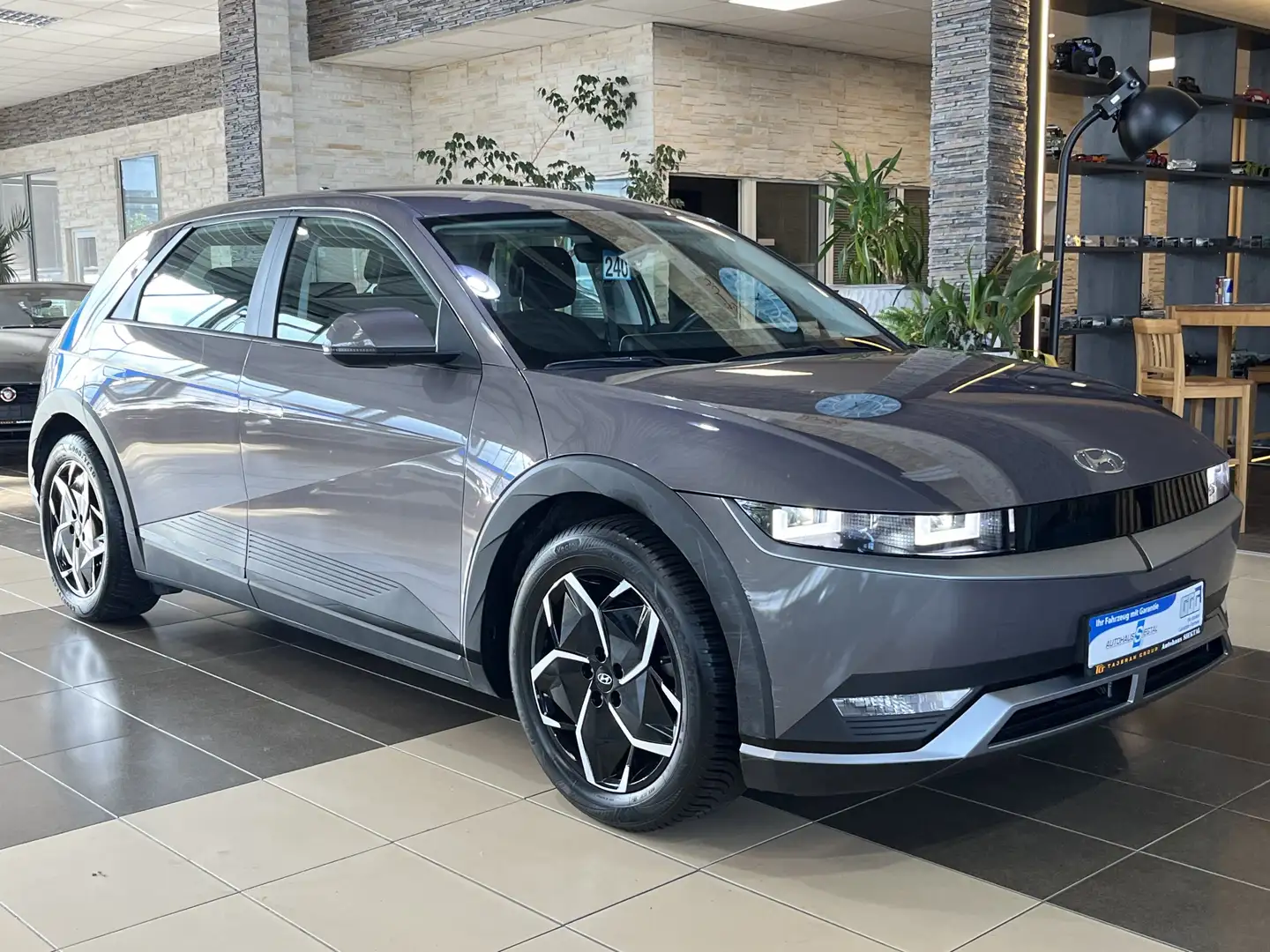 Hyundai IONIQ 5 Navi LED NSCC R.Cam PDC SHZ DAB+ Mauve - 1