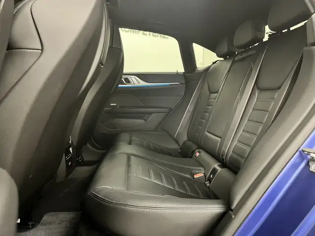 BMW I4 view 16