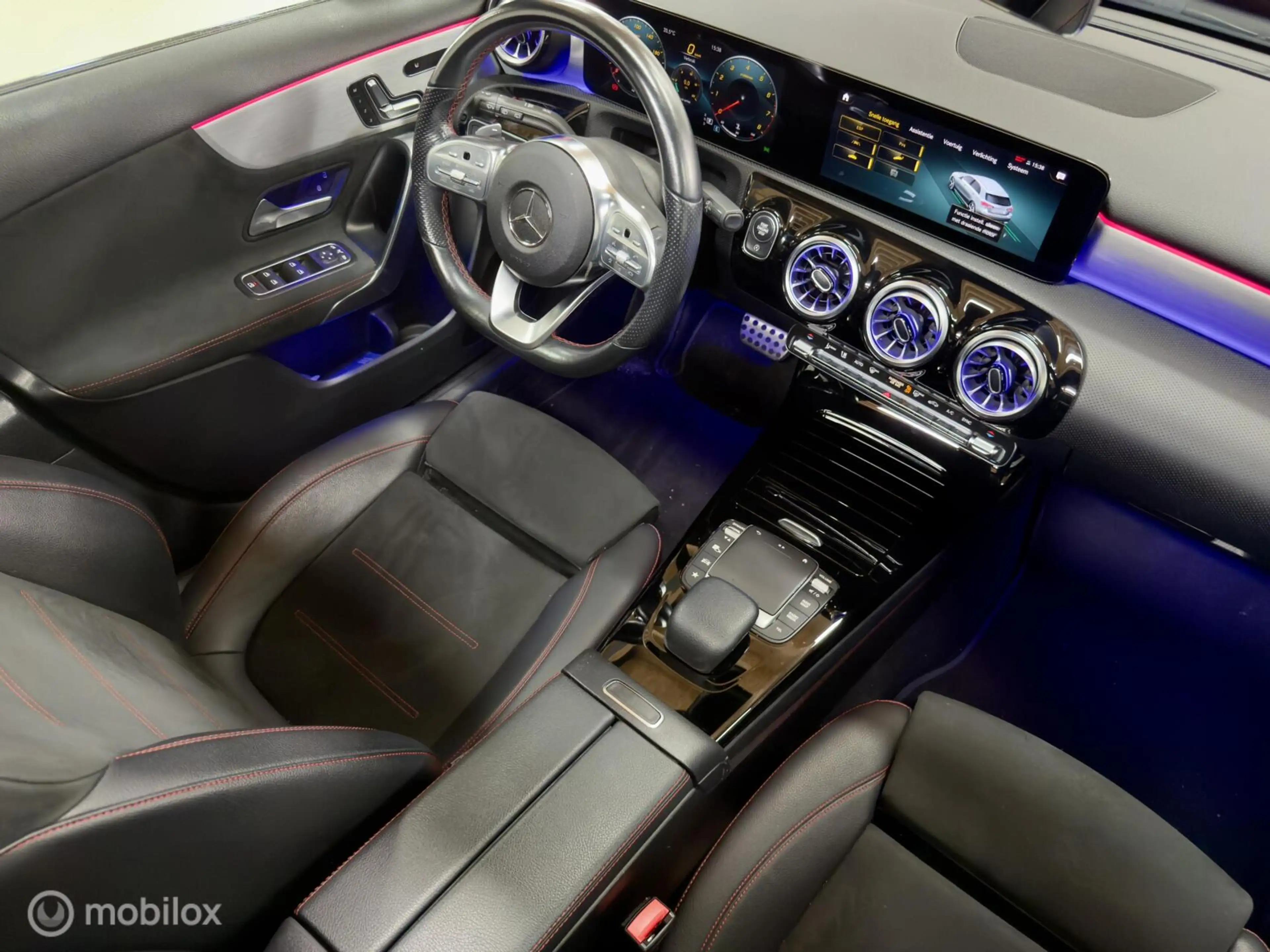 Mercedes-Benz A 200 AMG | Pano | Beam | Memory | 19" | ACC | Camera | — photo 14