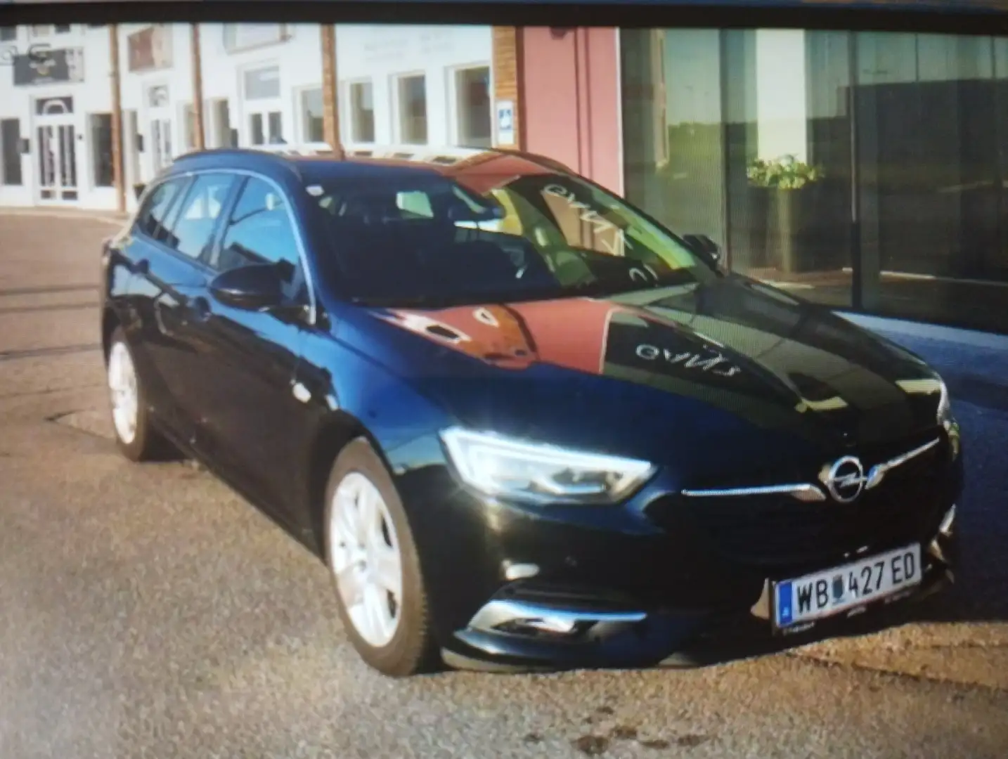 Opel Insignia Insignia ST 1,6 B Schwarz - 1