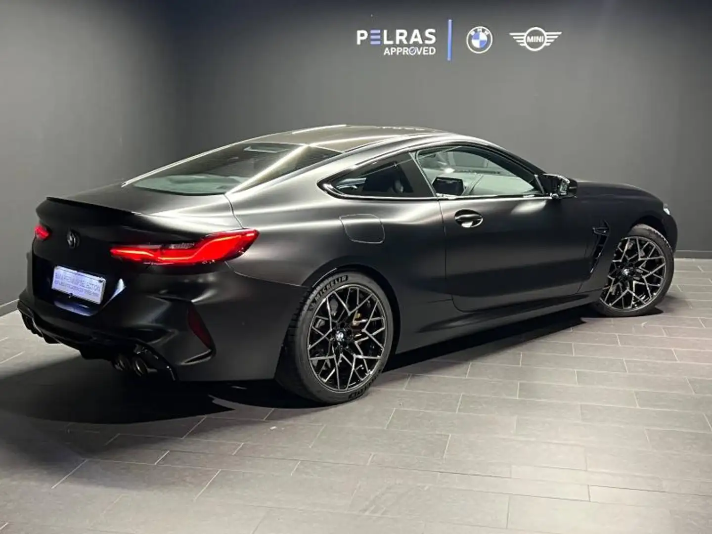 BMW M8 4.4 V8 625ch Competition M Steptronic Noir - 2