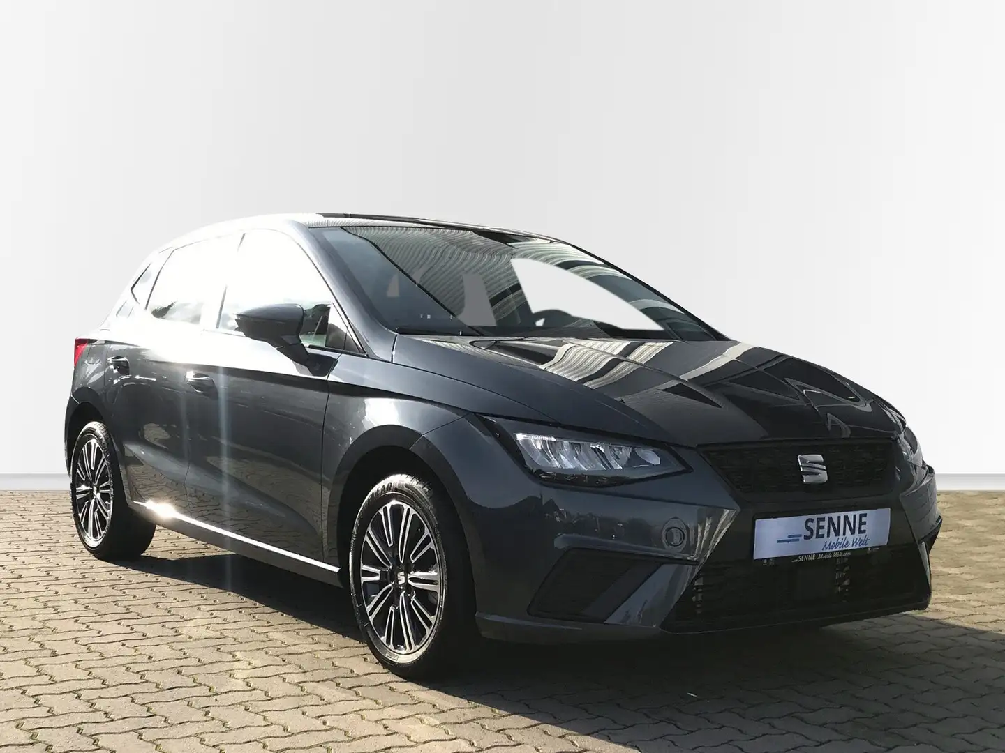 SEAT Ibiza Ibiza 1.0 TSI DSG Style Navi, LED, Kamera Autom. Grau - 2