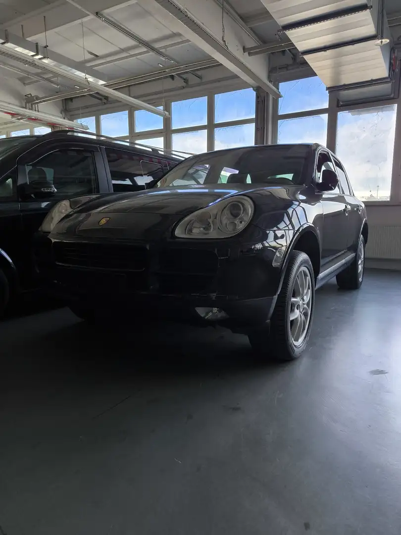 Porsche Cayenne S Tiptronic - 1