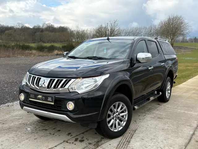 Mitsubishi L200 2.4 DI-D 4WD Intense