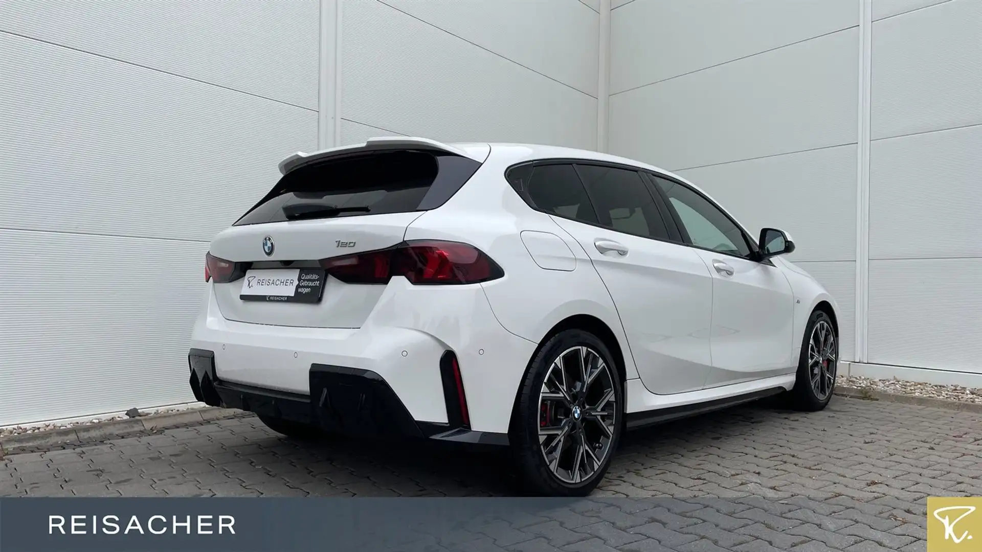 BMW 120 Aut.M Sport PRO,LCPlus,RFK,adLED,Keyless Weiß - 2
