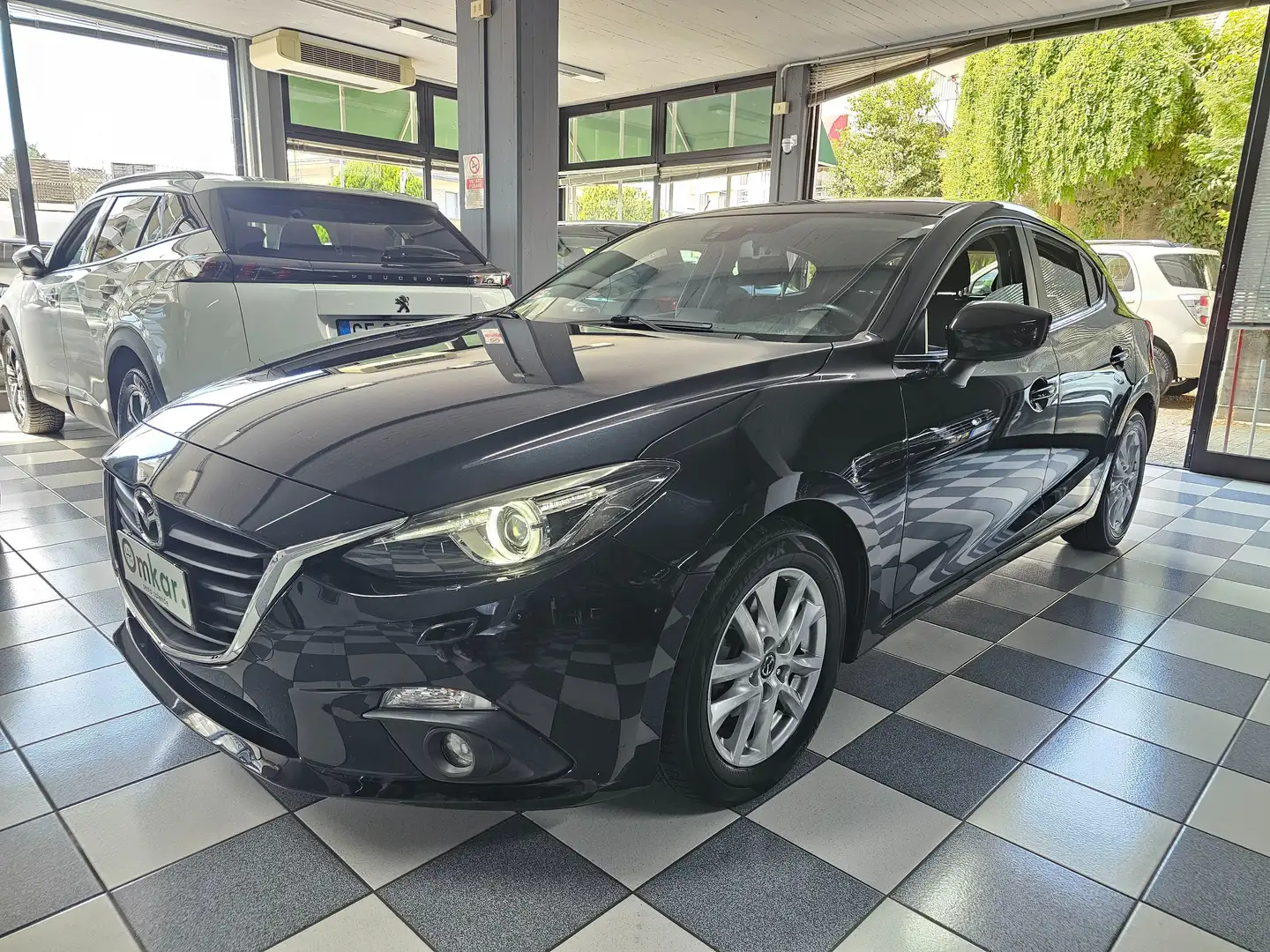 Mazda 3 3 5p 1.5 Evolve 100cv E6 Nero - 2