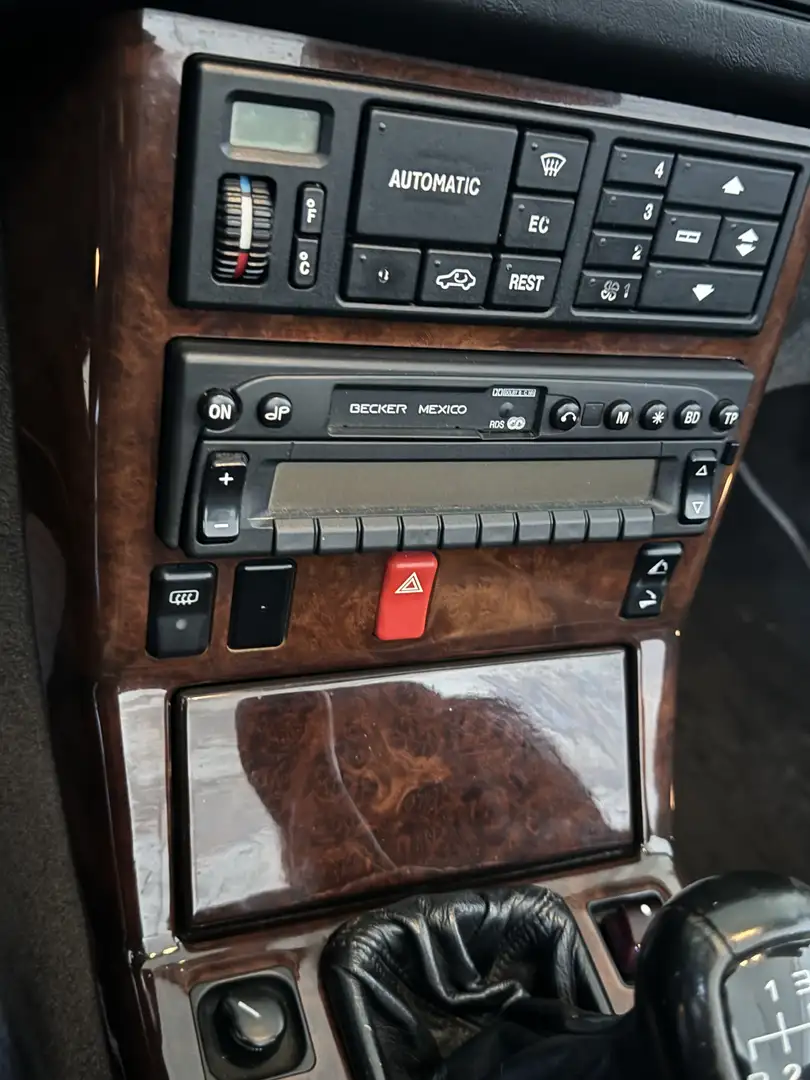 Mercedes-Benz SL 280 - 2