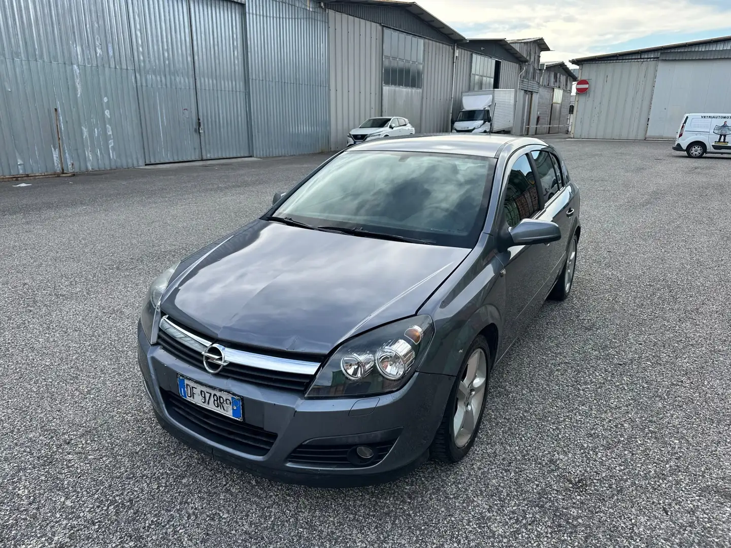 Opel Astra 1.9 16V CDTI 150CV 5 porte Cosmo Grigio - 1