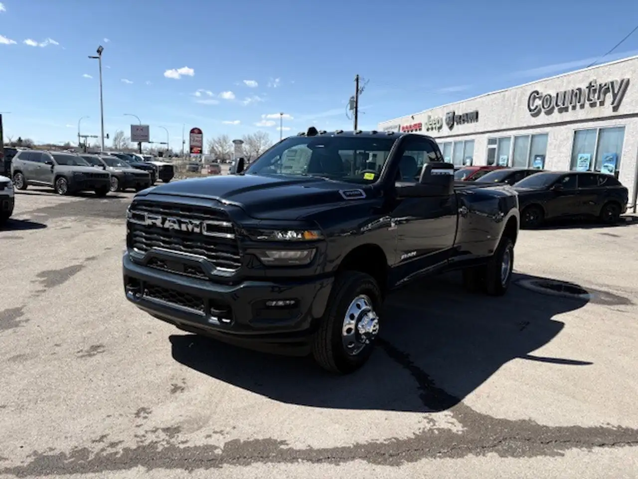 RAM 3500 снимка RAM 3500