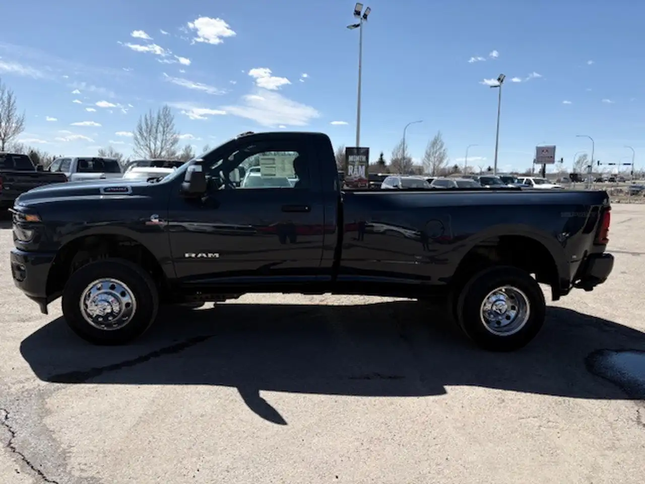RAM 3500 снимка RAM 3500