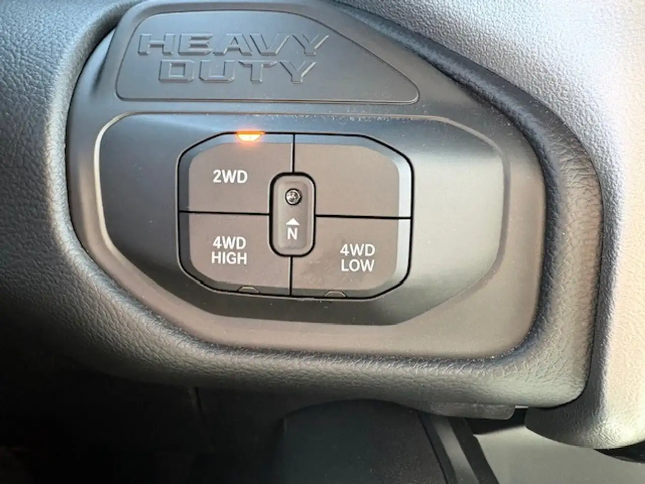 RAM 3500 снимка RAM 3500