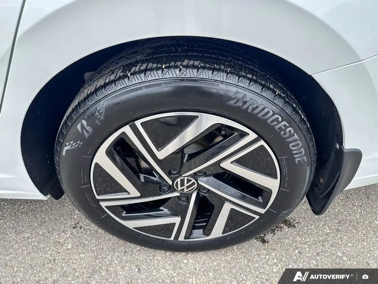 Volkswagen Jetta снимка Volkswagen Jetta