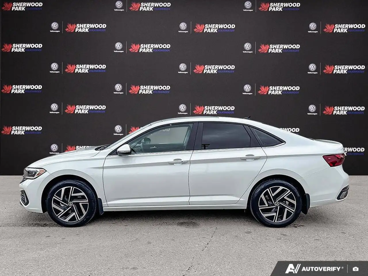 Volkswagen Jetta снимка Volkswagen Jetta