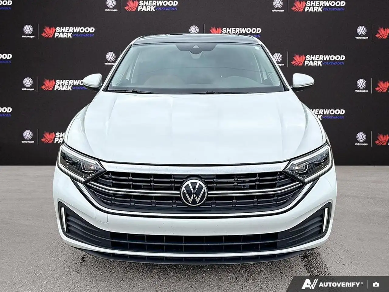 Volkswagen Jetta снимка Volkswagen Jetta