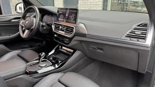 BMW X3 view 15