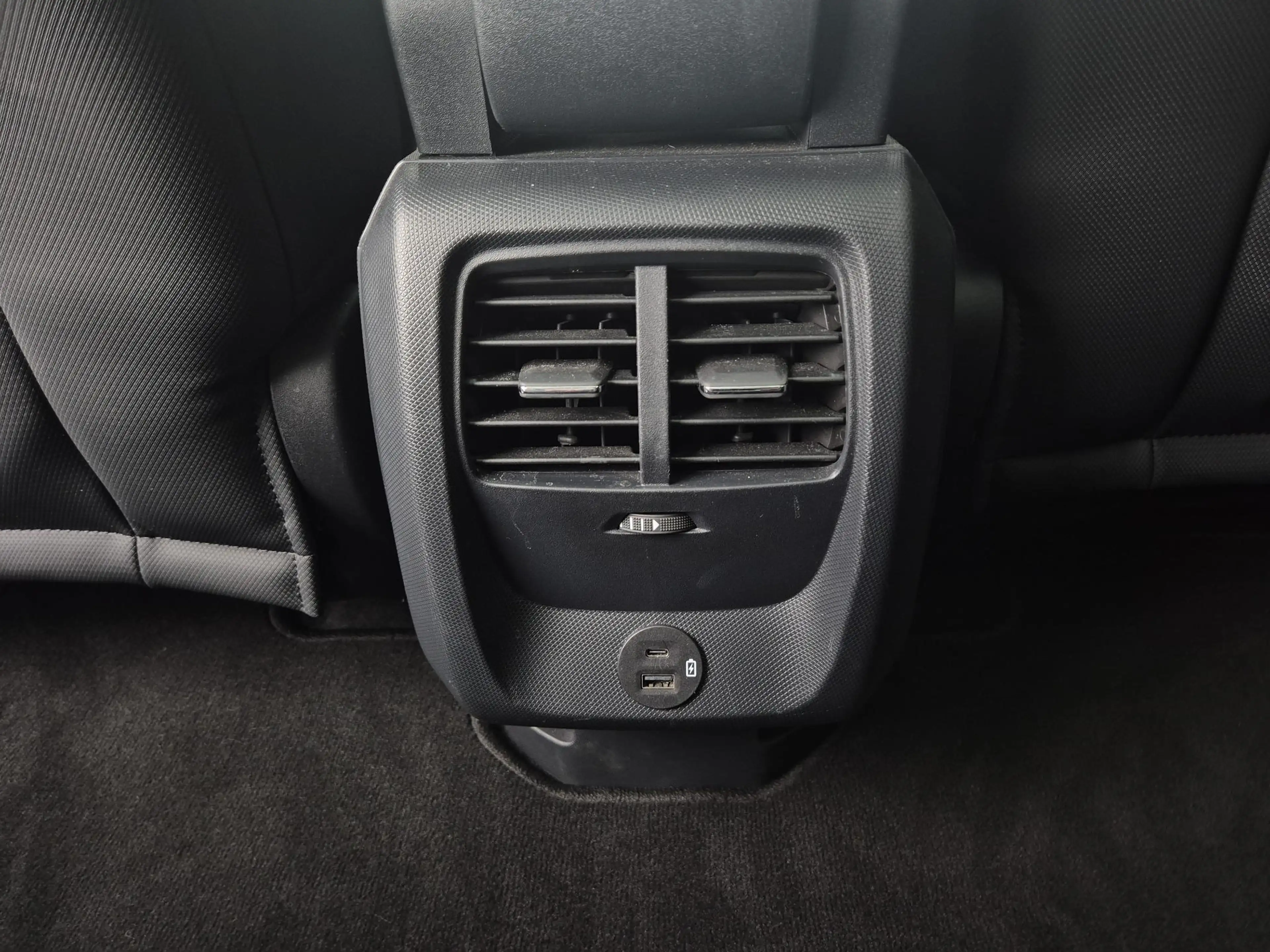 Ford Mustang Mach-E RWD 75 kWh | Bang & Olufsen | SOH 92% | — photo 33