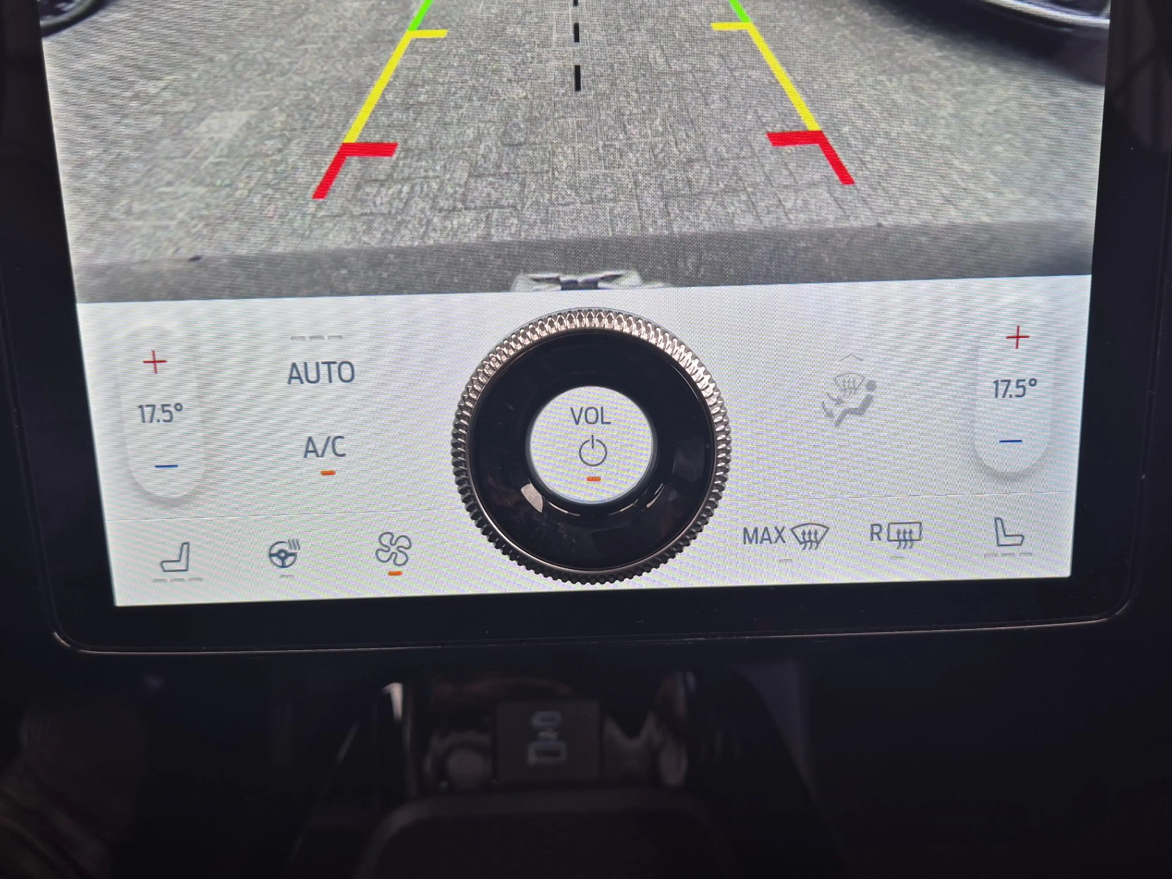 Ford Mustang Mach-E RWD 75 kWh | Bang & Olufsen | SOH 92% | — photo 13