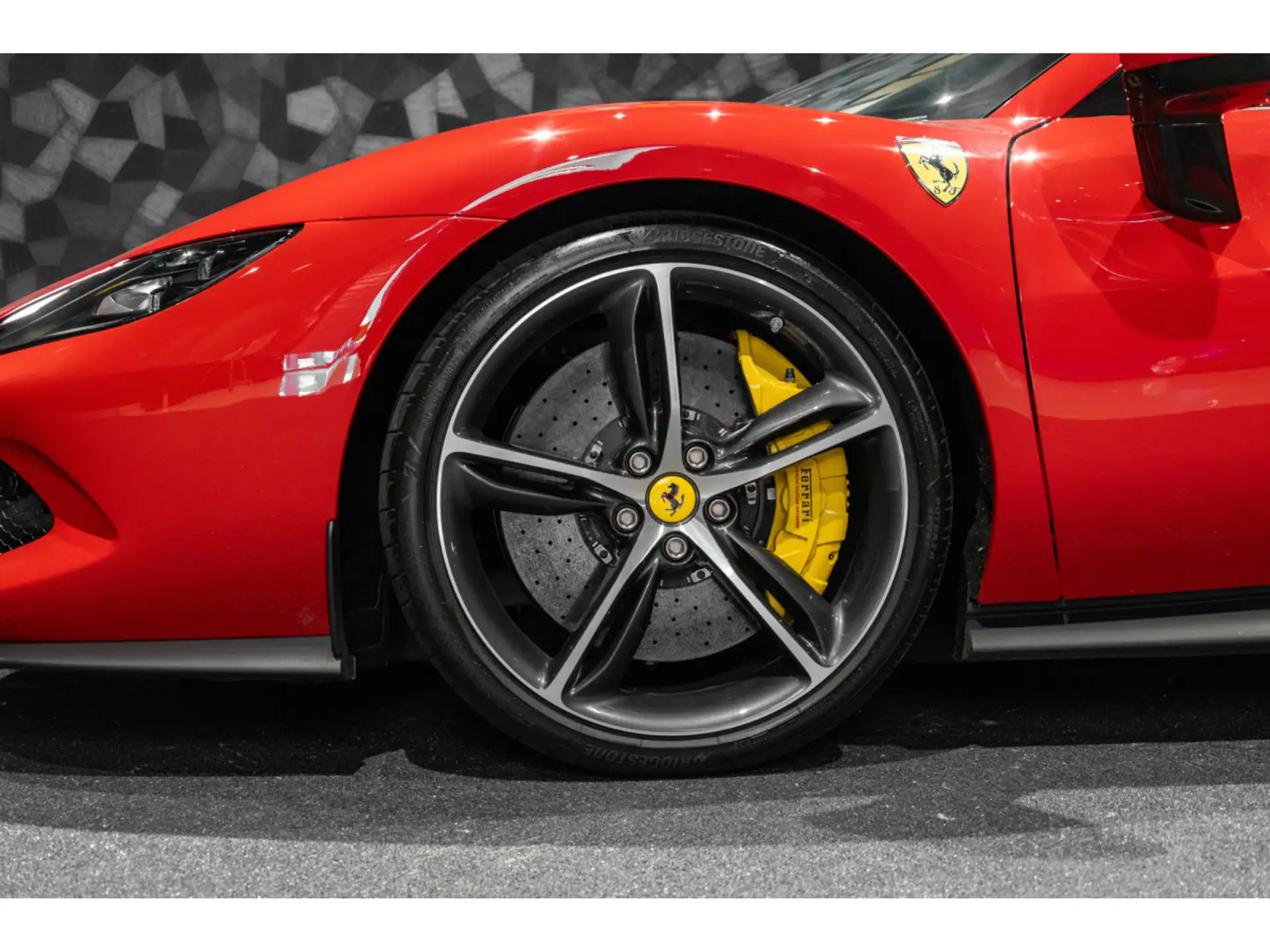 페라리 296 GTS 2023 빨강 사진 8