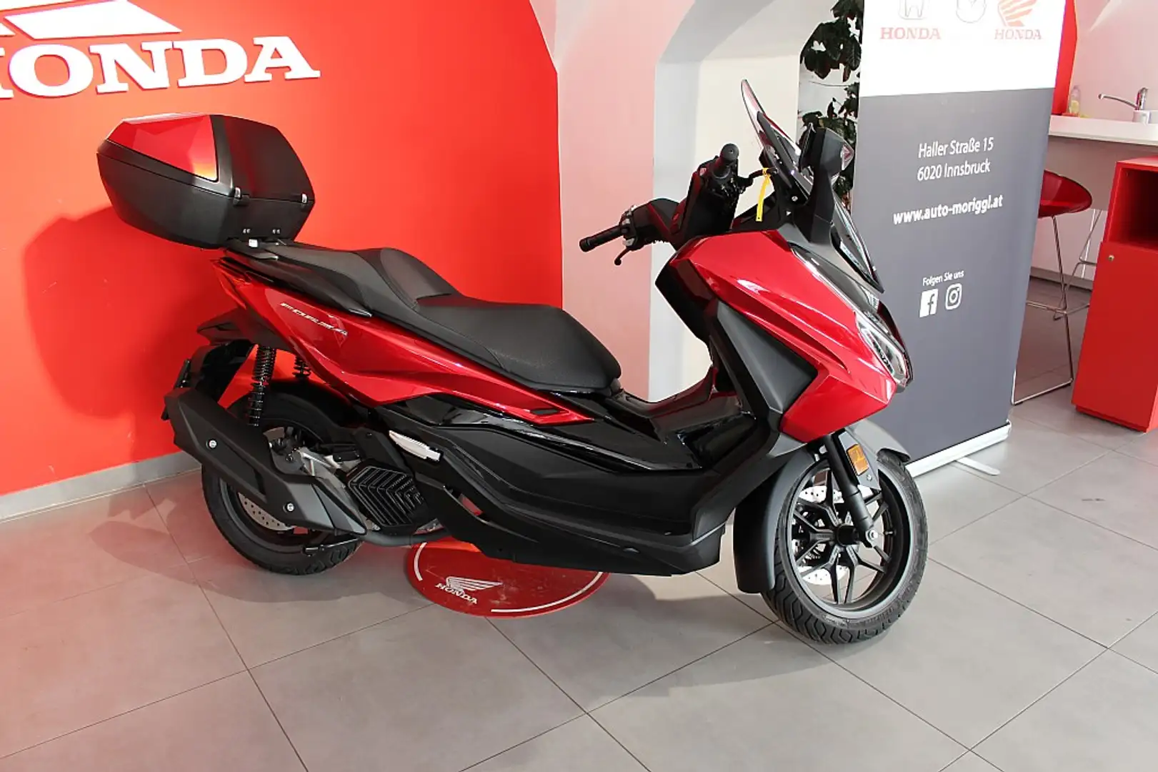 Honda Forza 125 Forza 125 Smart Box Aktion Modell 2024 Roşu - 2