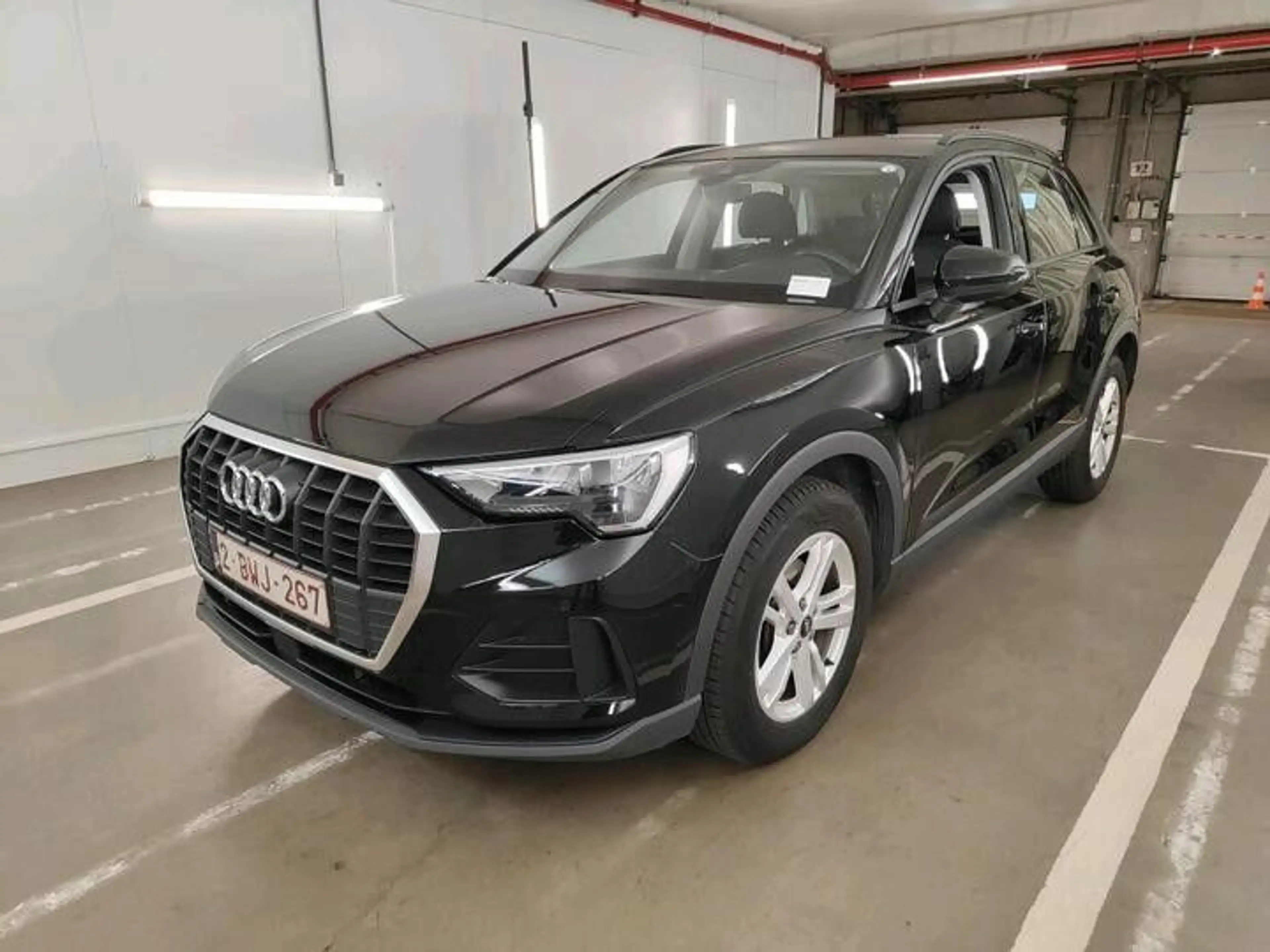 Audi Q3 35 TFSI basis*LEDER*SHZ*VollDig*Netto-15500€